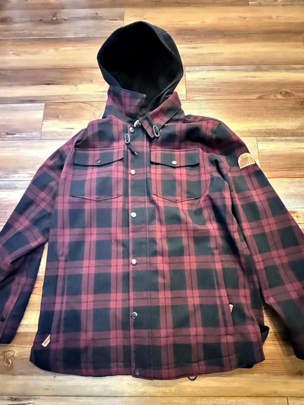 Empyre Red Hooded Flannel Snowboard Jacket Men's Large